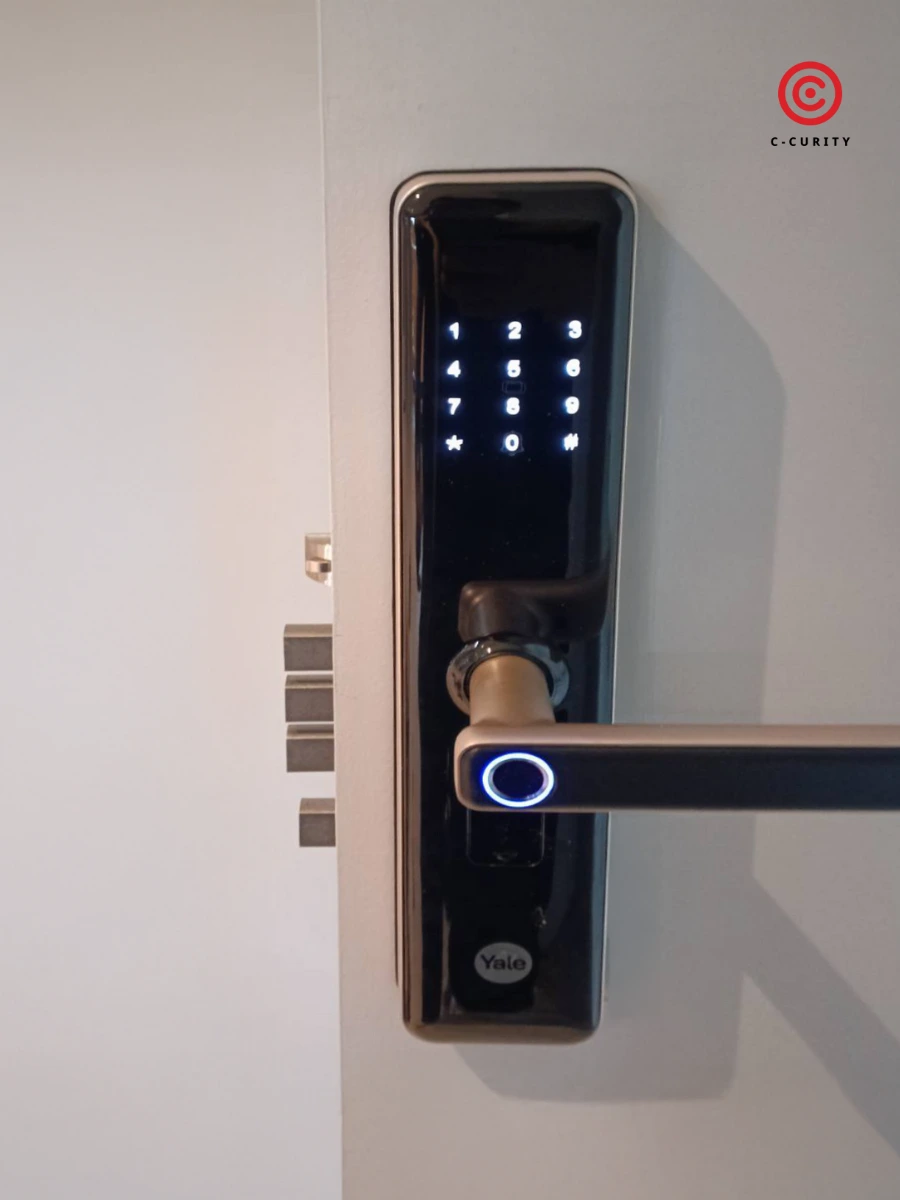 กลอนประตูดิจิตอลที่มีล็อคข้างใน Yale YDME200NxT Privacy Lock Digital Door Lock ล็อคจากข้างใน Mechanic Privacy Lock ระบบล็อคด้วยกลไก